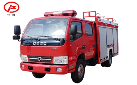 國五水罐消防車